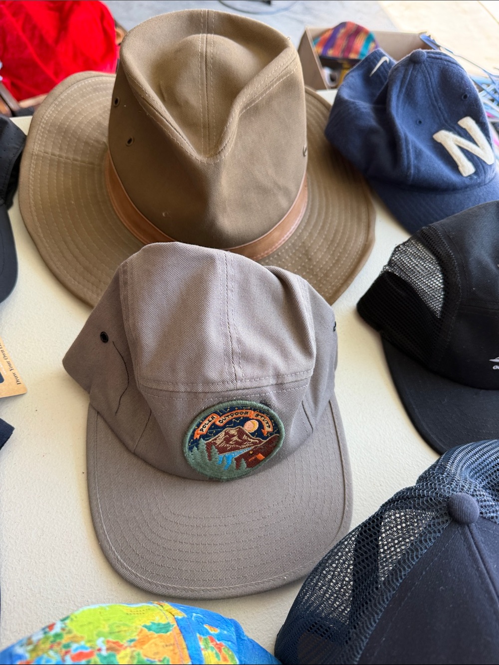 (11) Men's Baseball Caps - Assorted Brands Nike north face billabong bundle. - Picture 6 of 13